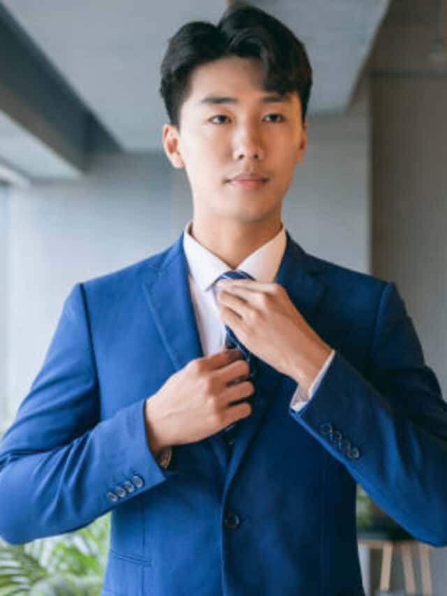 B.Com कोर्स क्या है? - फुल फॉर्म,योग्यता,फीस,विषय,सैलरी