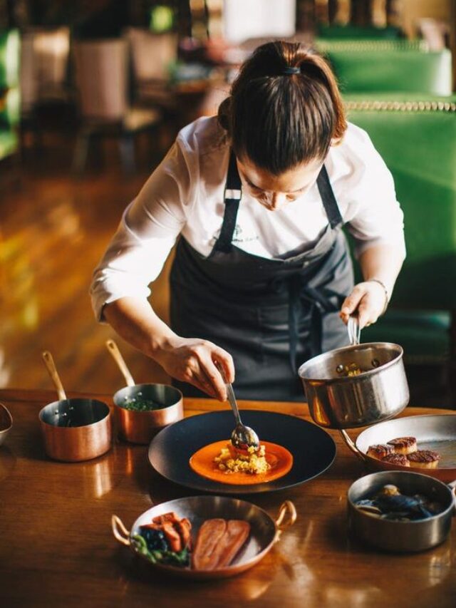 10 Best Celebrity Chefs in the World Today