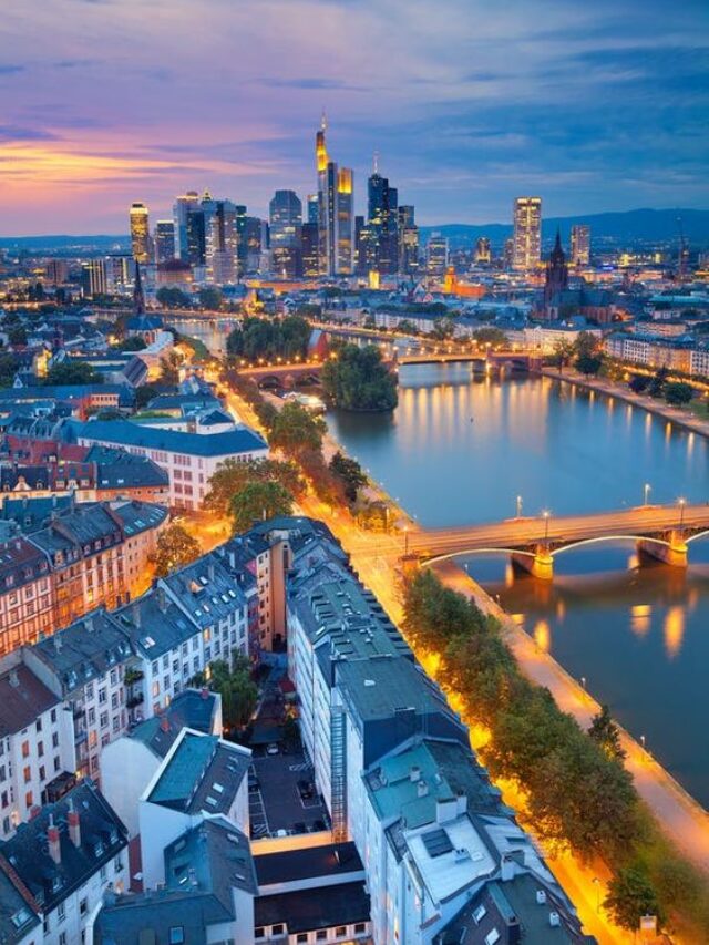 10 Beautiful Cities Around the World to Add to Your Travel Bucket List