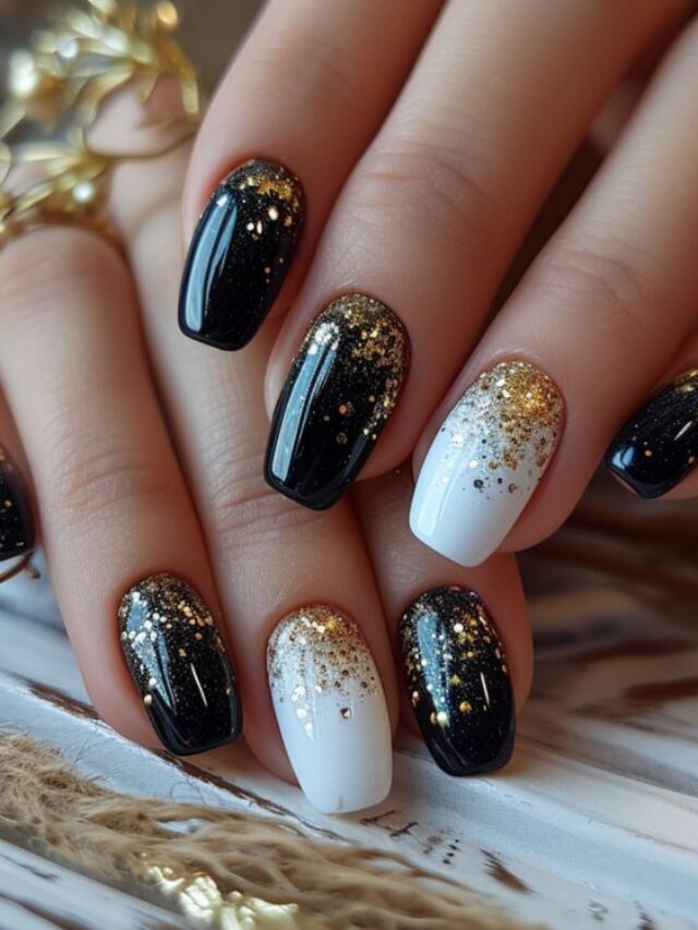 Top 10 Mesmerizing Glitter Nail Designs