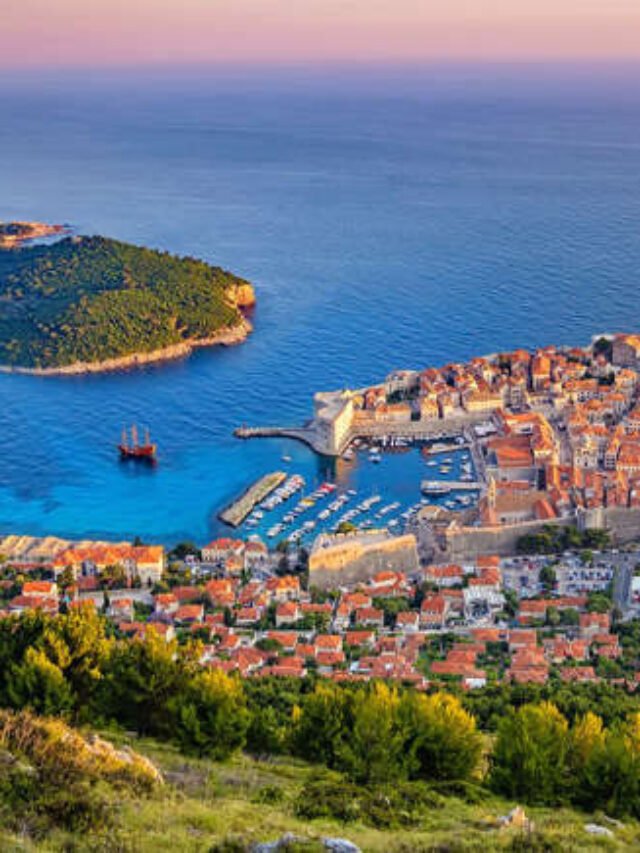 The 10 Most Beautiful Cities in the World You'll Be Dreaming About